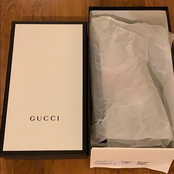 Authentic Gucci Flip Flops. #Designer #NewDesign - Picture 3 of 5